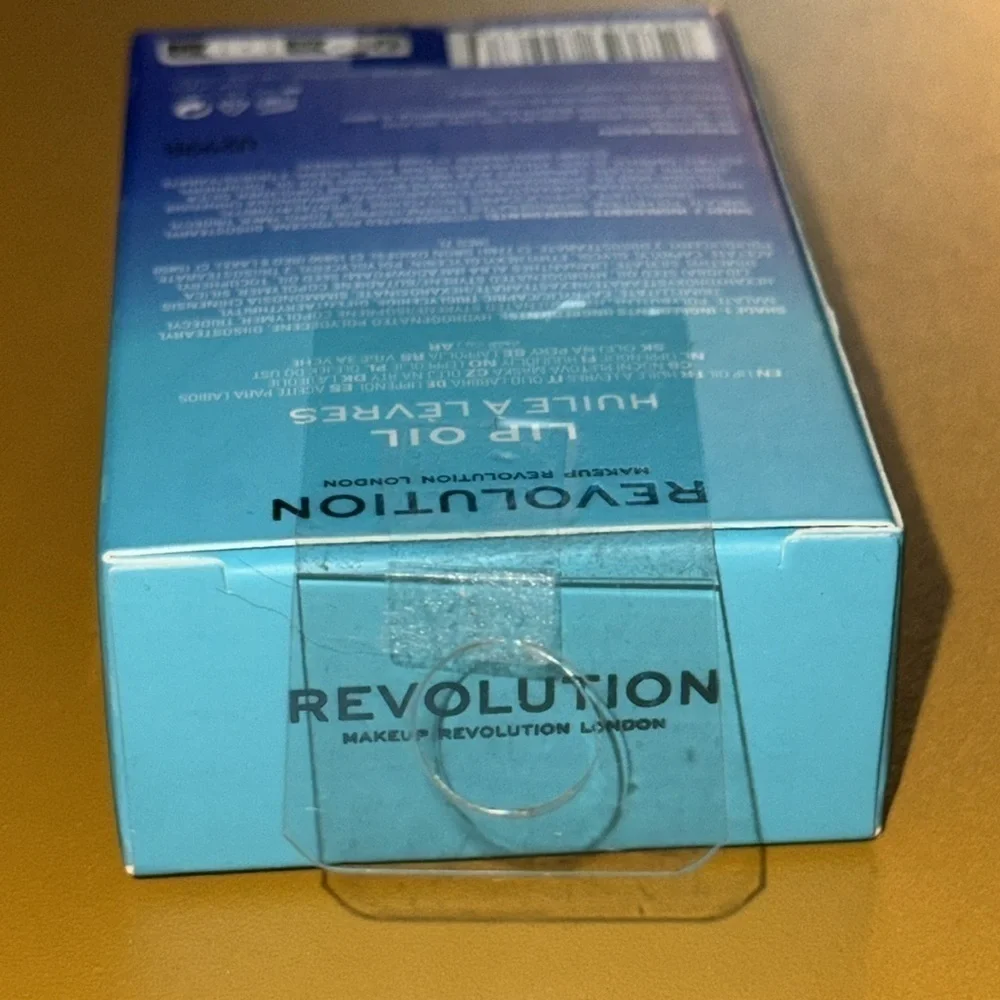 Revolution Finding Nemo Dory Lip Oil Set BRAND NEW IN PACKAGING Limited Edition